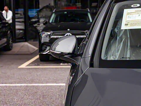 2025�� �Ŀ� S 480 4MATIC