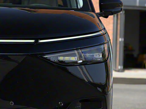 2024�� 702��������Max