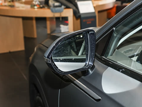 2025�� 210��������Pro����