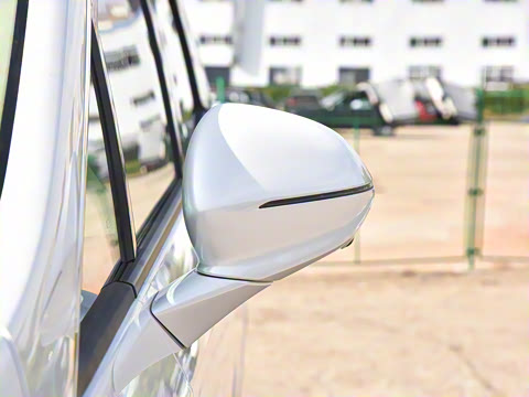 2025�� 2.0T ����������