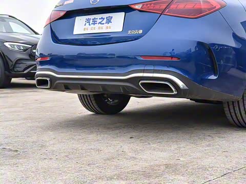 2025�� �Ŀ� C 260 L �˶���