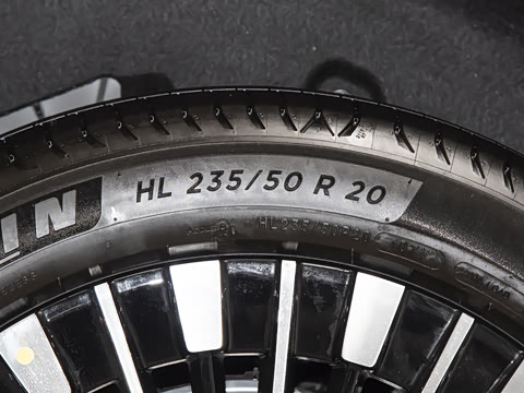 2025�� ���� 650������ Max