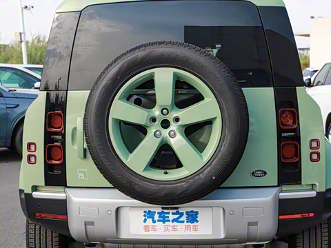 2023�� 110 3.0T P400 75���괫���