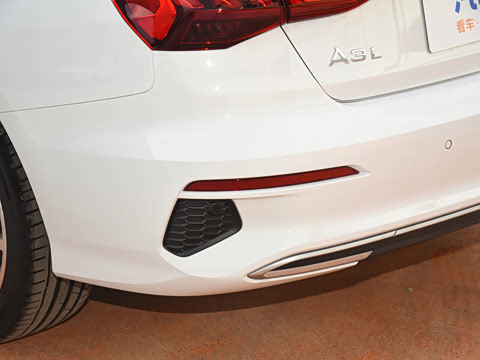 2023�� �Ŀ� A3L Limousine 35 TFSI ʱ��������