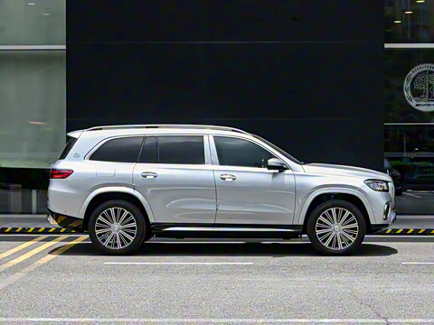 2025�� GLS 480 4MATIC