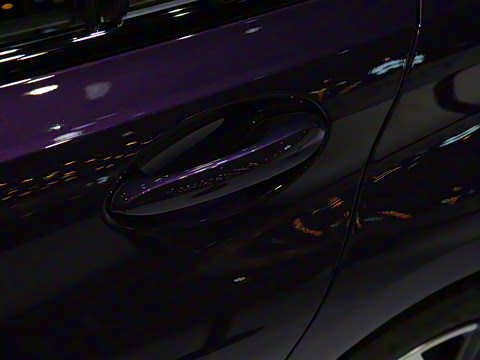 2025�� 330i 50����������