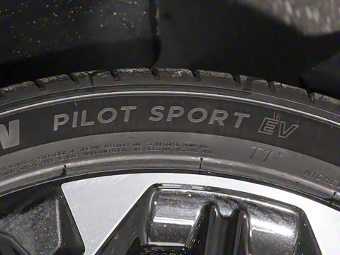 2025�� �����Ǽݰ� 75kWh