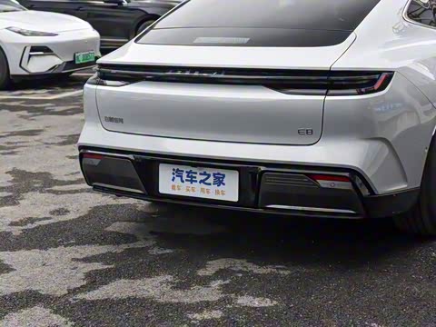 2025�� 700km Զ���Ǽݰ�