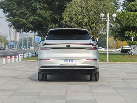 2025�� 215�콢PLUS