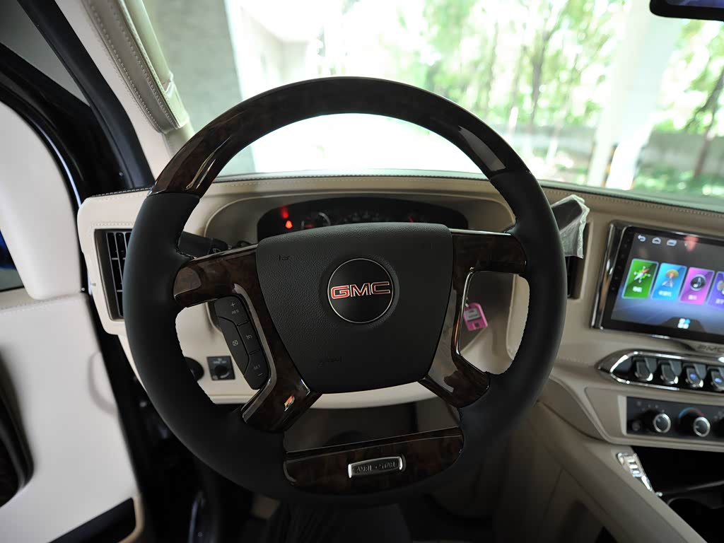 GMC Savana I Рестайлинг, Минивэн: фото поколения