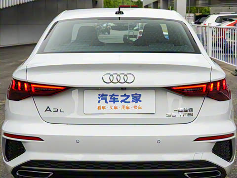 2023�� �Ŀ� A3L Limousine 35 TFSI ʱ���˶���