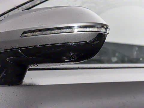 2025�� 2.0T ˫������������� 7��