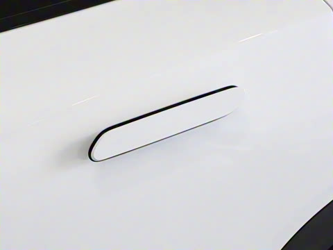 2025�� 735MAX 160kW