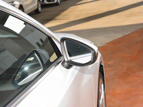 2023�� �Ŀ� A3L Limousine 35 TFSI ʱ��������