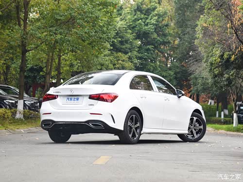 首付只要1888元奔驰a就可以开回家