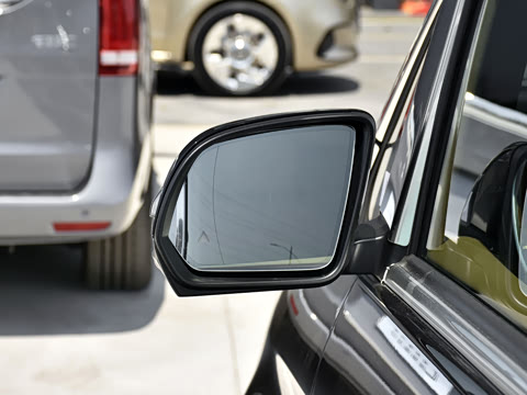 2025�� 2.0T �����