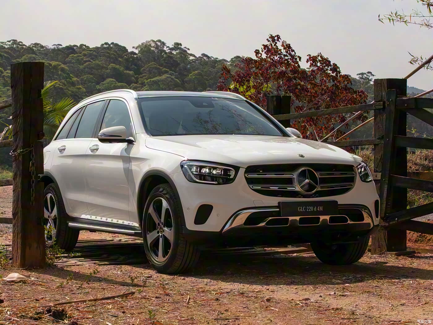 2019款glc220d4matic拉美版