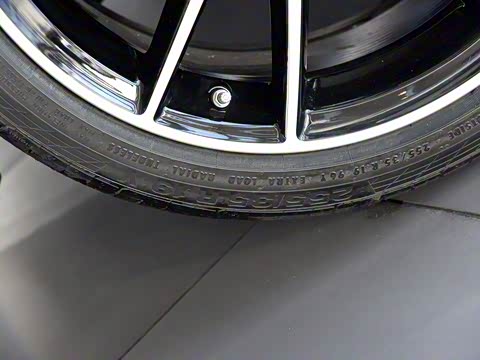 2020�� C 260 4MATIC ���ܳ�