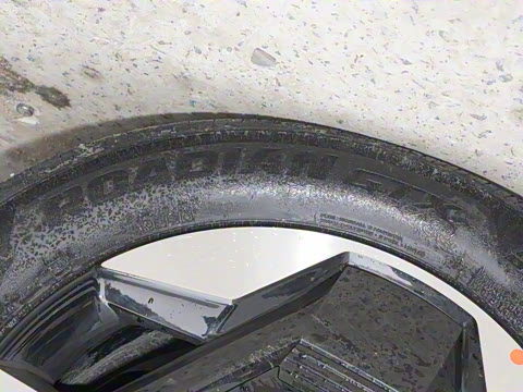 2024�� 530 Light