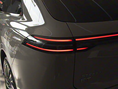 2025�� ���� 760 Max��������������ʻ