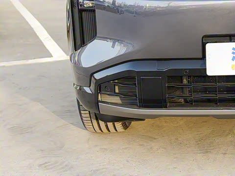 2025�� 180km Ultra ������