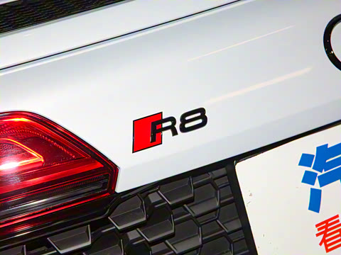 2022�� V10 Coupe performance