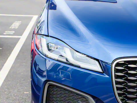 2021�� 340PS R-Dynamic SE