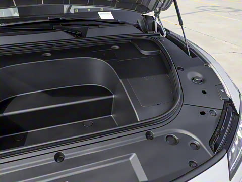 2025�� ���� 550ProѲ����