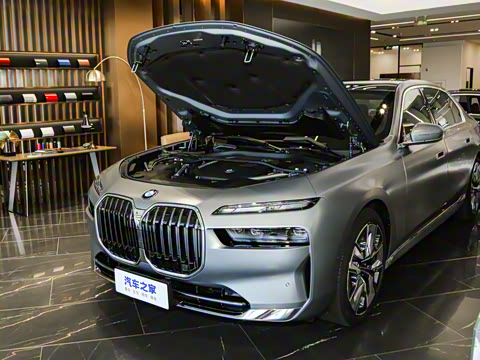 2023�� 740Li ������ ������װ