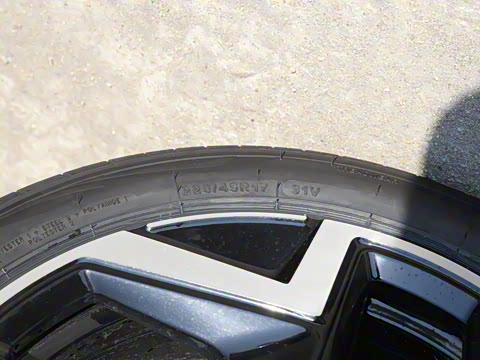 2025�� 300TSI R-Line