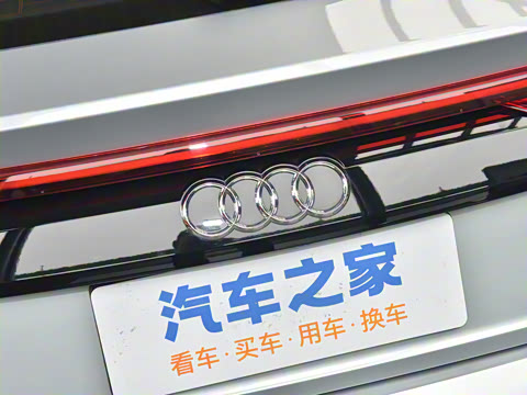 2023�� 55 TFSI ����������