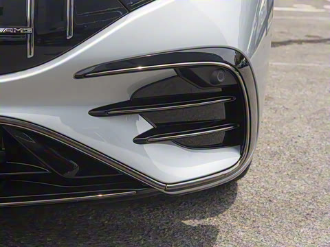 2022�� AMG EQS 53 4MATIC+