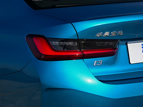 2024�� eDrive 35 L