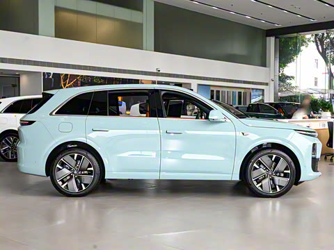 2025�� Max ���ܻ��°�