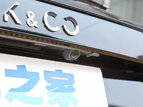 2022�� 2.0TD Plus