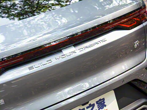 2022�� EV ������ 715KMǰ���콢��