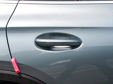 2025�� �Ŀ� GLC 260 L 4MATIC ������