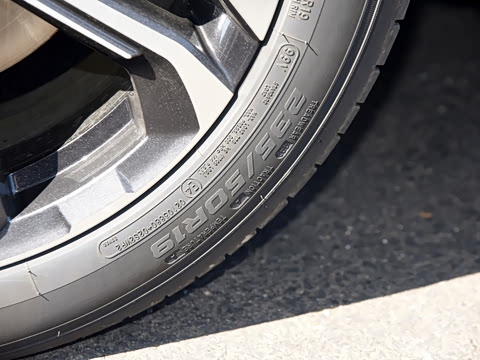 2022�� 1.5L PHEV 115KM ��Զ��