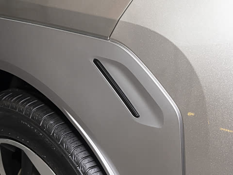 2025�� Plus 510 ������