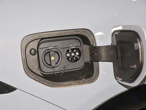 2025�� 702 �������� Max