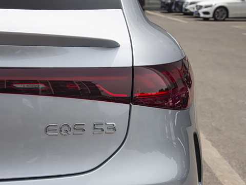 2022�� AMG EQS 53 4MATIC+