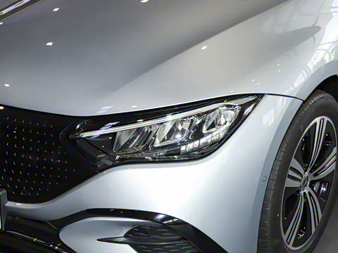 2025�� 500 4MATIC �ȷ��