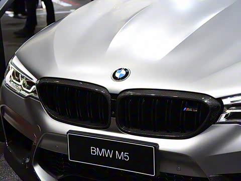 2019�� M5 ������