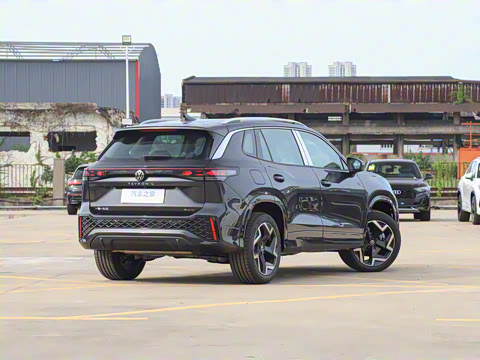 2025�� ̽��L 380TSI ��������