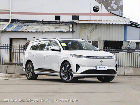 2025�� 636Ultra����� 5��