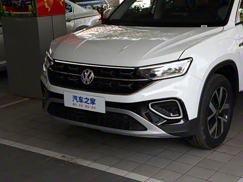 2023�� 300TSI ��������Plus���װ�