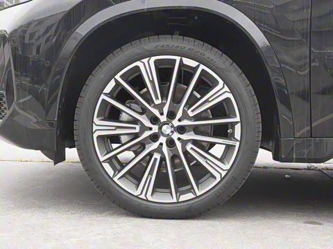 2024�� xDrive25Li M�˶���װ