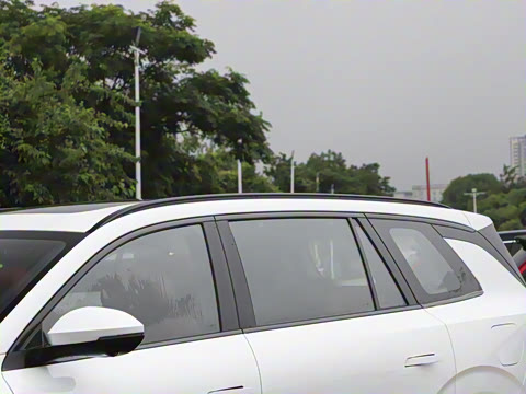 2025�� 210Ultra�Ǽݰ� 6��