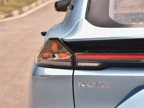 2025�� 300Ultra  �����Ǽ�AD PRO���̰�