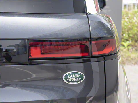 2025�� 400PS Dynamic HSE